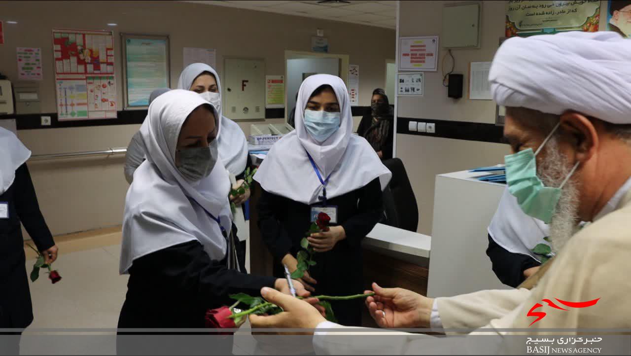 صبر پرستاران در مواجهه با بیمار تسکین دردهای جسمی و روحی است صبر پرستاران در مواجهه با بیمار تسکین دردهای جسمی و روحی است