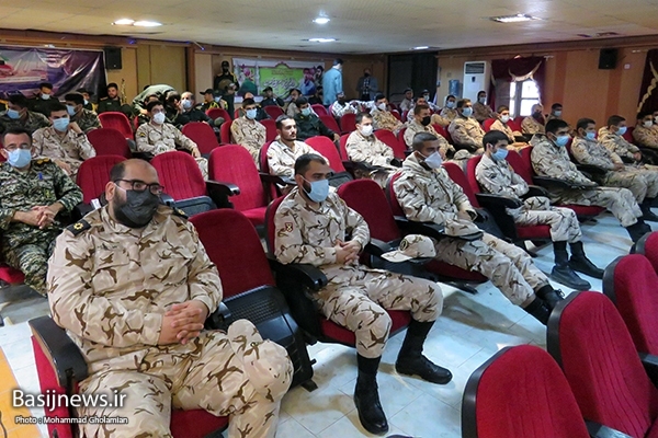 همایش نماز در سپاه استان بوشهر برگزار شد همایش نماز در سپاه استان بوشهر برگزار شد