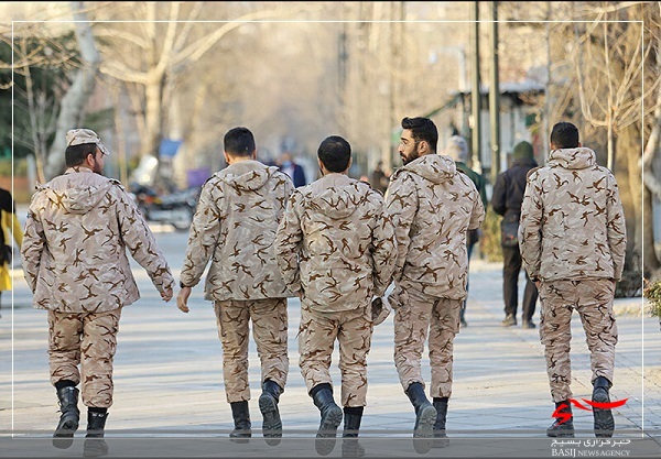 سربازان وظیفه مهارت دیده تسهیلات اشتغال می گیرند سربازان وظیفه مهارت دیده تسهیلات اشتغال می گیرند