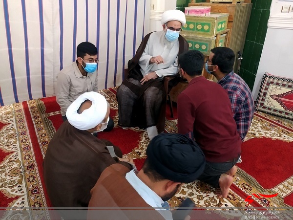بازدید آیت الله صفایی بوشهری از روستای شول دشتستان و بررسی مشکلات این روستا بازدید آیت الله صفایی بوشهری از روستای شول دشتستان و بررسی مشکلات این روستا
