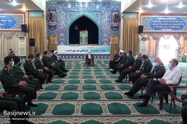 دیدار سردار رزمجو با نماینده ولی فقیه در استان/ تشریح اقدامات سپاه استان بوشهر در میزبانی مسافرین نوروزی دیدار سردار رزمجو با نماینده ولی فقیه در استان/ تشریح اقدامات سپاه استان بوشهر در میزبانی مسافرین نوروزی