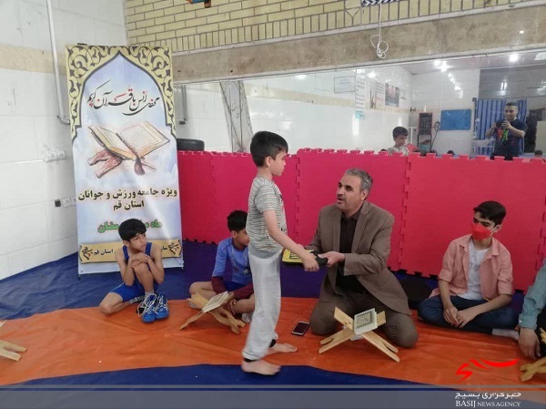 بزرگداشت یاد ورزشکار شهید &laquo;عباس حاجی زاده&raquo; در باشگاه حضرت زینب (س) قم