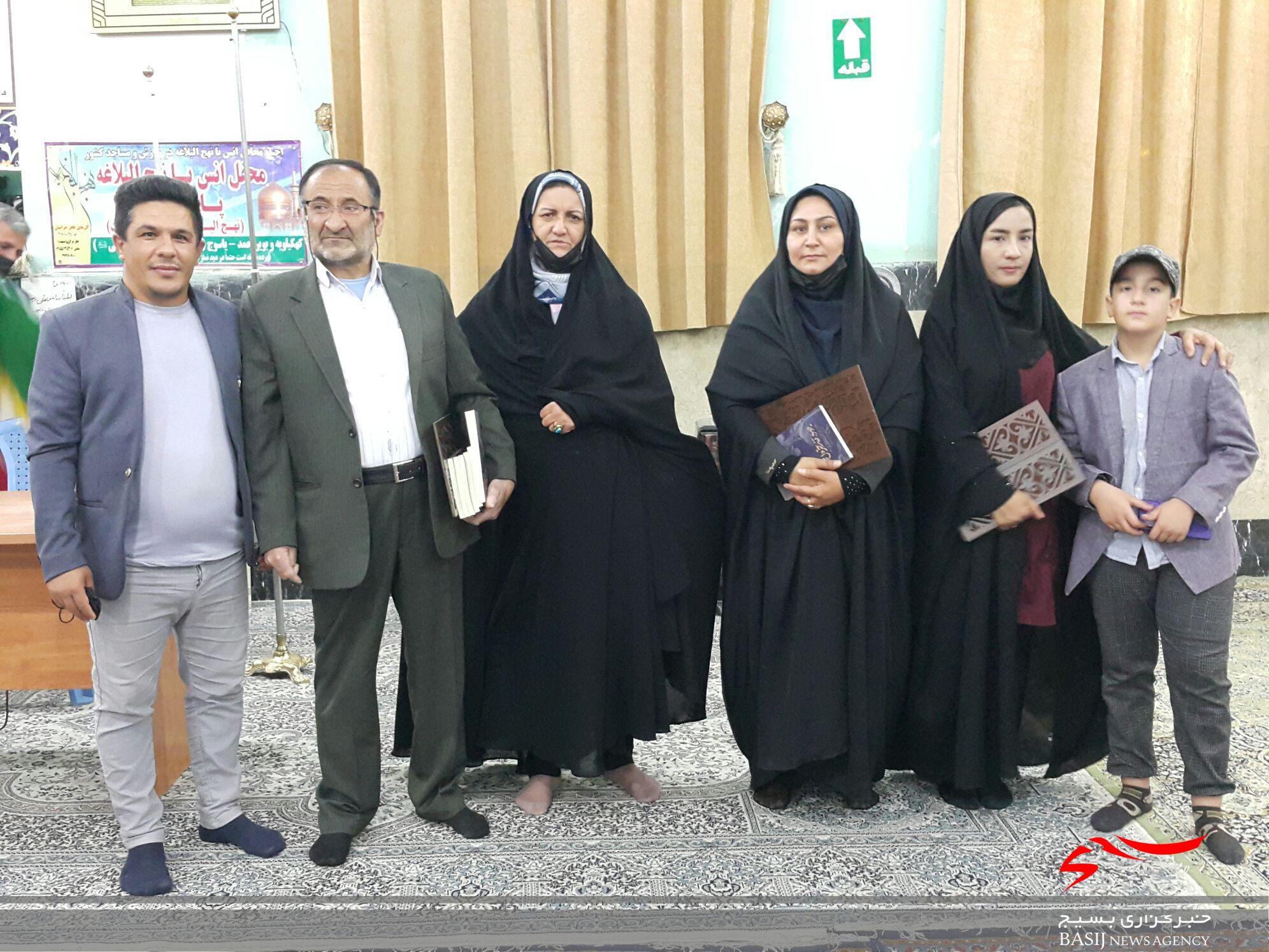 کتاب بوی تند خردل در یاسوج رونمایی شد کتاب بوی تند خردل در یاسوج رونمایی شد