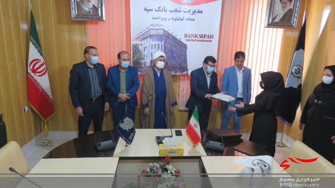 تجلیل از برگزیدگان 