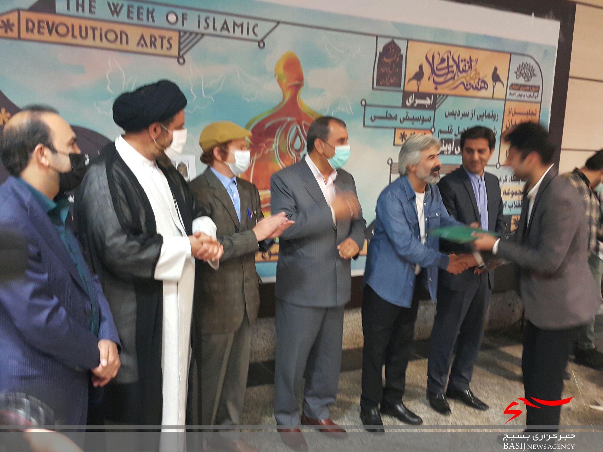 هنرمندان برگزیده سال ۱۴۰۰ کهگیلویه و بویراحمد تجلیل شدند+(تصاویر ) هنرمندان برگزیده سال ۱۴۰۰ کهگیلویه و بویراحمد تجلیل شدند+(تصاویر )