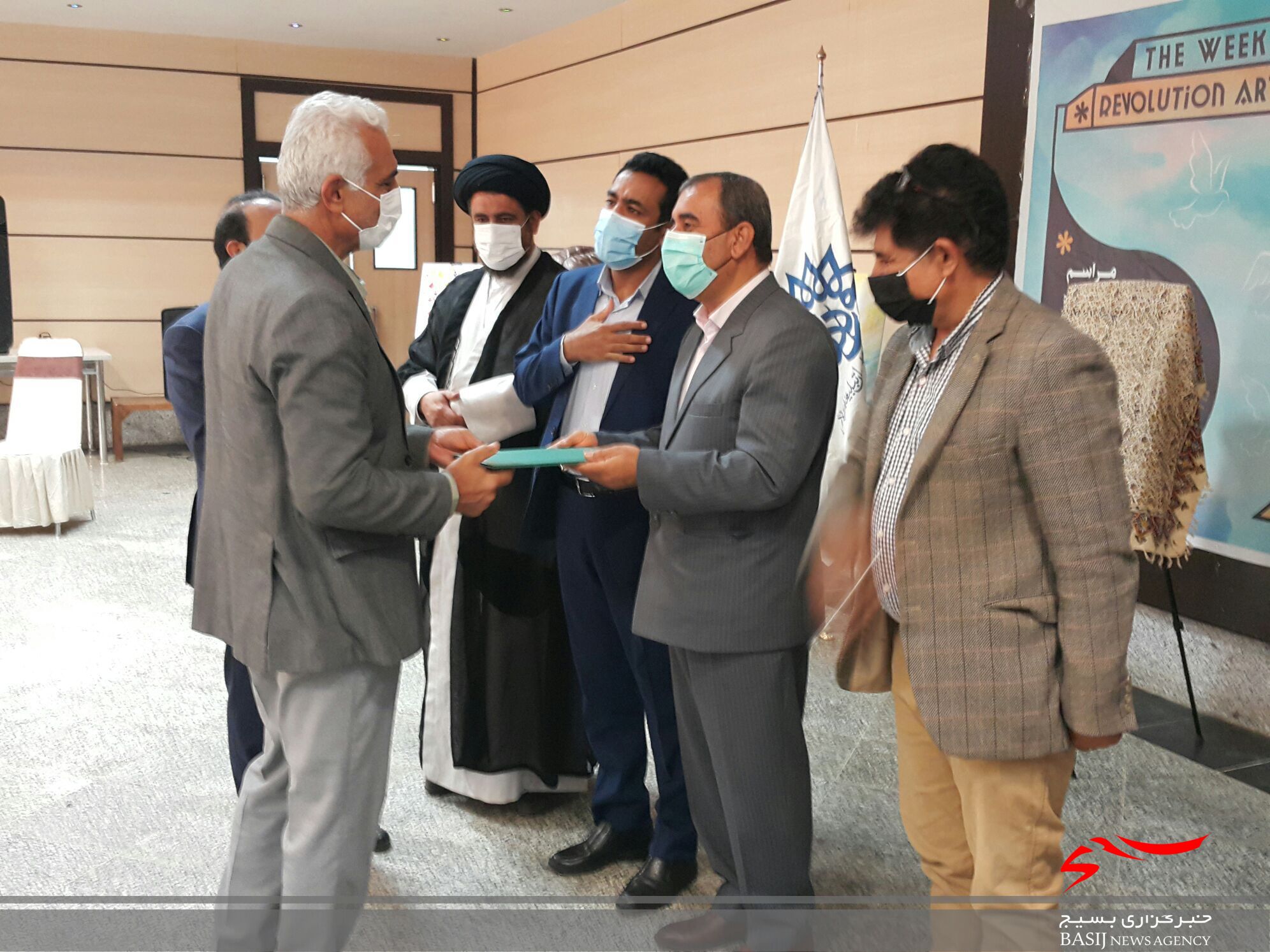 هنرمندان برگزیده سال ۱۴۰۰ کهگیلویه و بویراحمد تجلیل شدند+(تصاویر ) هنرمندان برگزیده سال ۱۴۰۰ کهگیلویه و بویراحمد تجلیل شدند+(تصاویر )