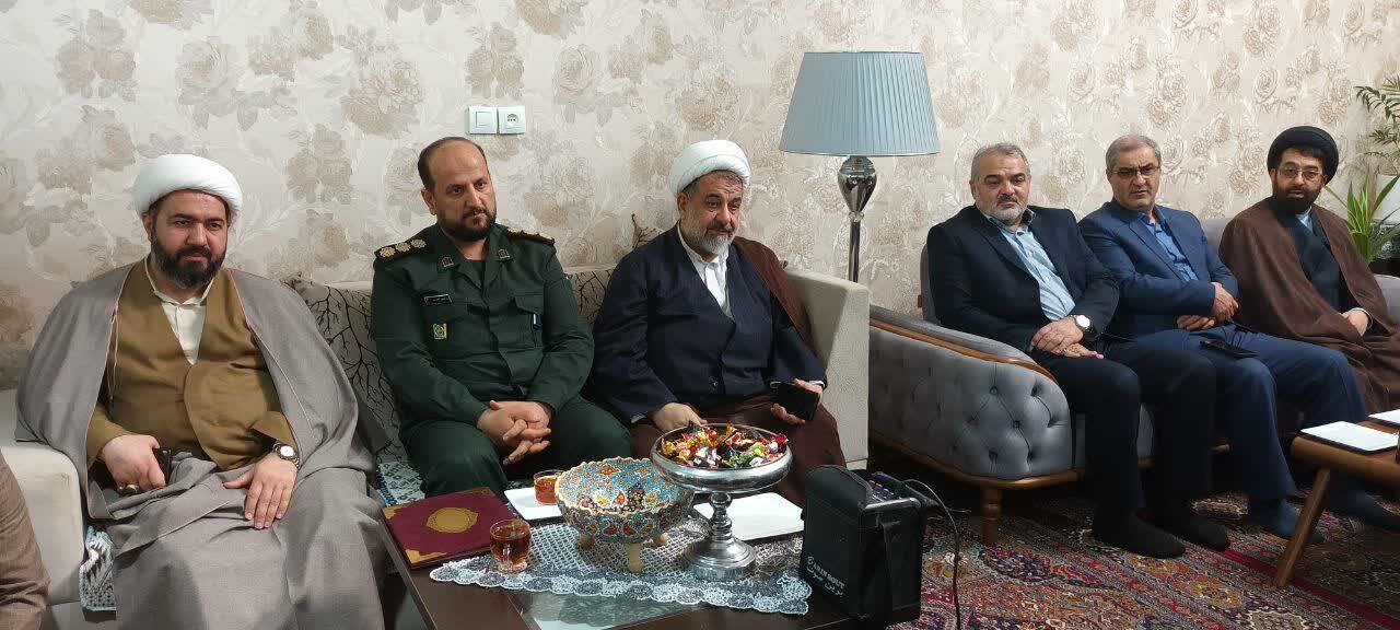 راه سعادت هر انسان ادامه دادن راه شهداست/به برخی مقابل زهد و مجاهدت، بهشت الهی داده می شود راه سعادت هر انسان ادامه دادن راه شهداست/به برخی مقابل زهد و مجاهدت، بهشت الهی داده می شود