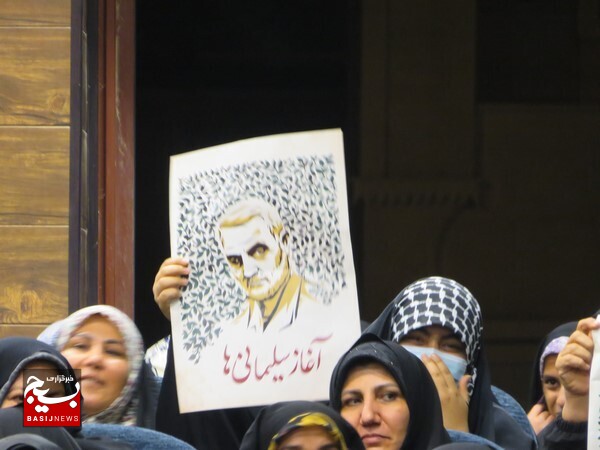 مراسم سالگرد شهید سلیمانی در دلوار برگزار شد مراسم سالگرد شهید سلیمانی در دلوار برگزار شد
