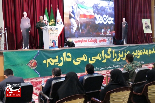 شهید سلیمانی در جبهههای حق علیه باطل پیروز میدان بود شهید سلیمانی در جبهههای حق علیه باطل پیروز میدان بود