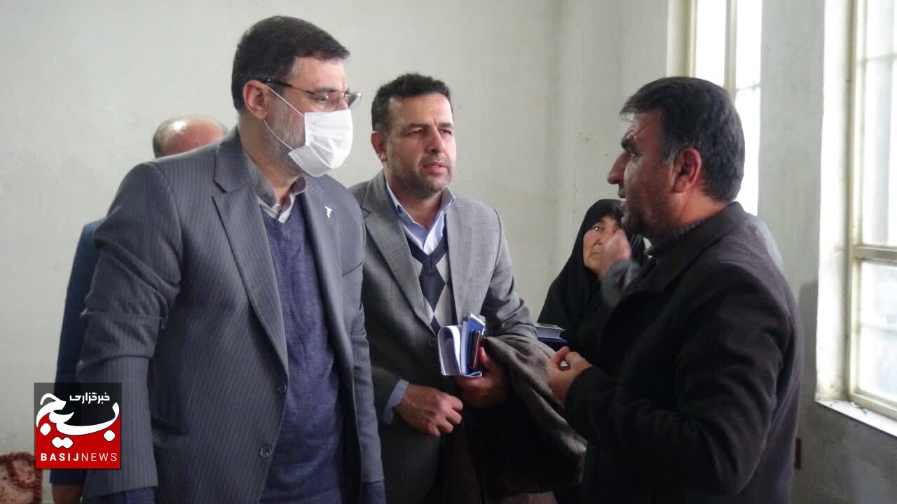دیدار معاون رئیس جمهور با خانواده های معزز شهدا و ایثاگران در کهگیلویه وبویراحمد دیدار معاون رئیس جمهور با خانواده های معزز شهدا و ایثاگران در کهگیلویه وبویراحمد