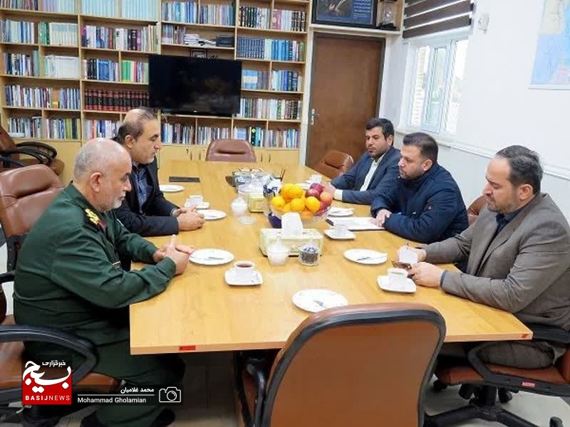 نشان «اقتصاد مقاومتی» به واحدهای تولیدی برتر اعطا میشود نشان «اقتصاد مقاومتی» به واحدهای تولیدی برتر اعطا میشود