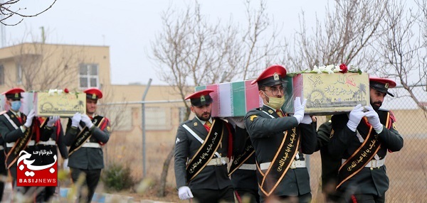 استقبال از پیکرمطهر ۱۰ شهید گمنام در اردبیل استقبال از پیکرمطهر ۱۰ شهید گمنام در اردبیل