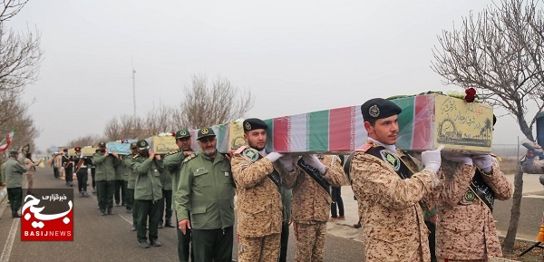 استقبال از پیکرمطهر ۱۰ شهید گمنام در اردبیل استقبال از پیکرمطهر ۱۰ شهید گمنام در اردبیل