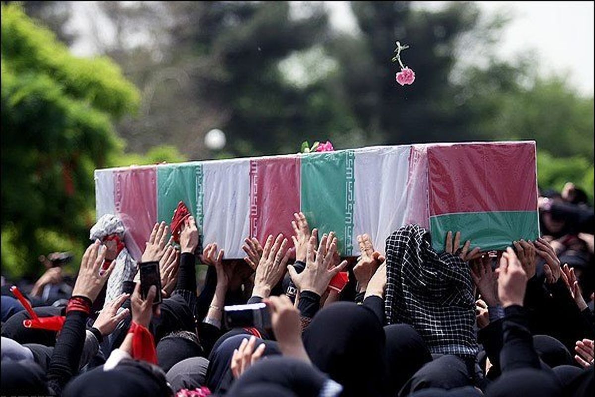 تشییع پیکر ۶ شهید گمنام دوران دفاع مقدس در کرج تشییع پیکر ۶ شهید گمنام دوران دفاع مقدس در کرج