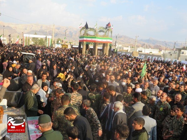 تشییع با شکوه شهید گمنام در بندر عامری تشییع با شکوه شهید گمنام در بندر عامری