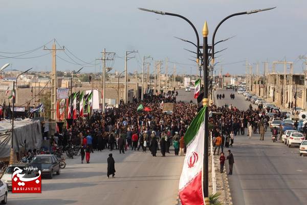 تشییع با شکوه شهید گمنام در بندر عامری تشییع با شکوه شهید گمنام در بندر عامری