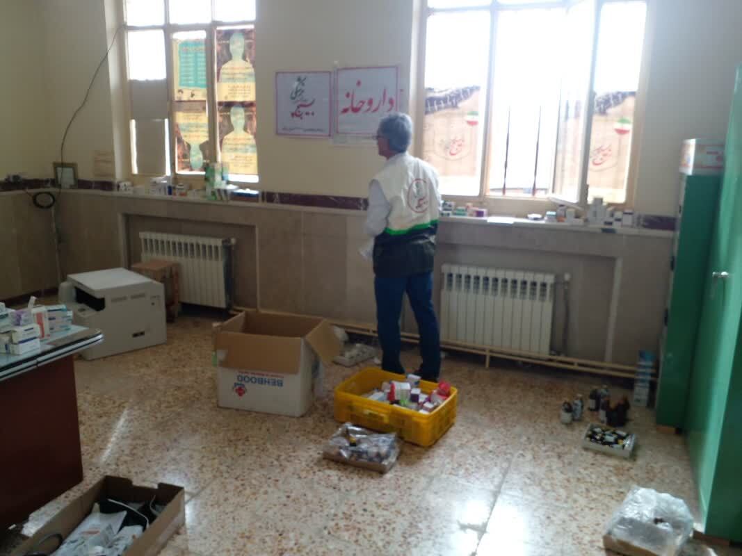 ارائه خدمات رایگان پزشکی به ۵۰۰ نفر در روستای قلعه جوق ارائه خدمات رایگان پزشکی به ۵۰۰ نفر در روستای قلعه جوق