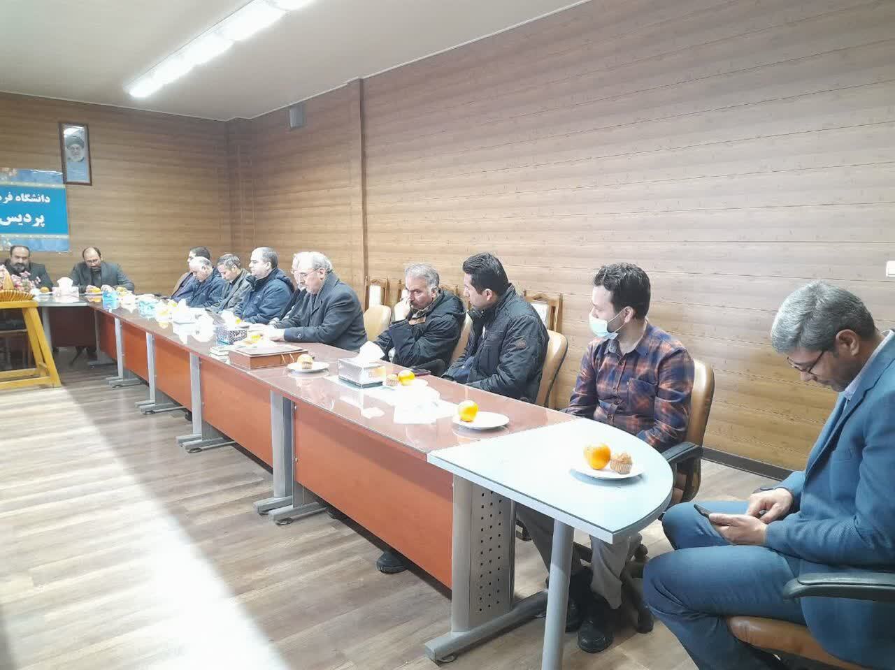 تربیت نسل انقلابی از اهداف بیانیه گام دوم انقلاب است