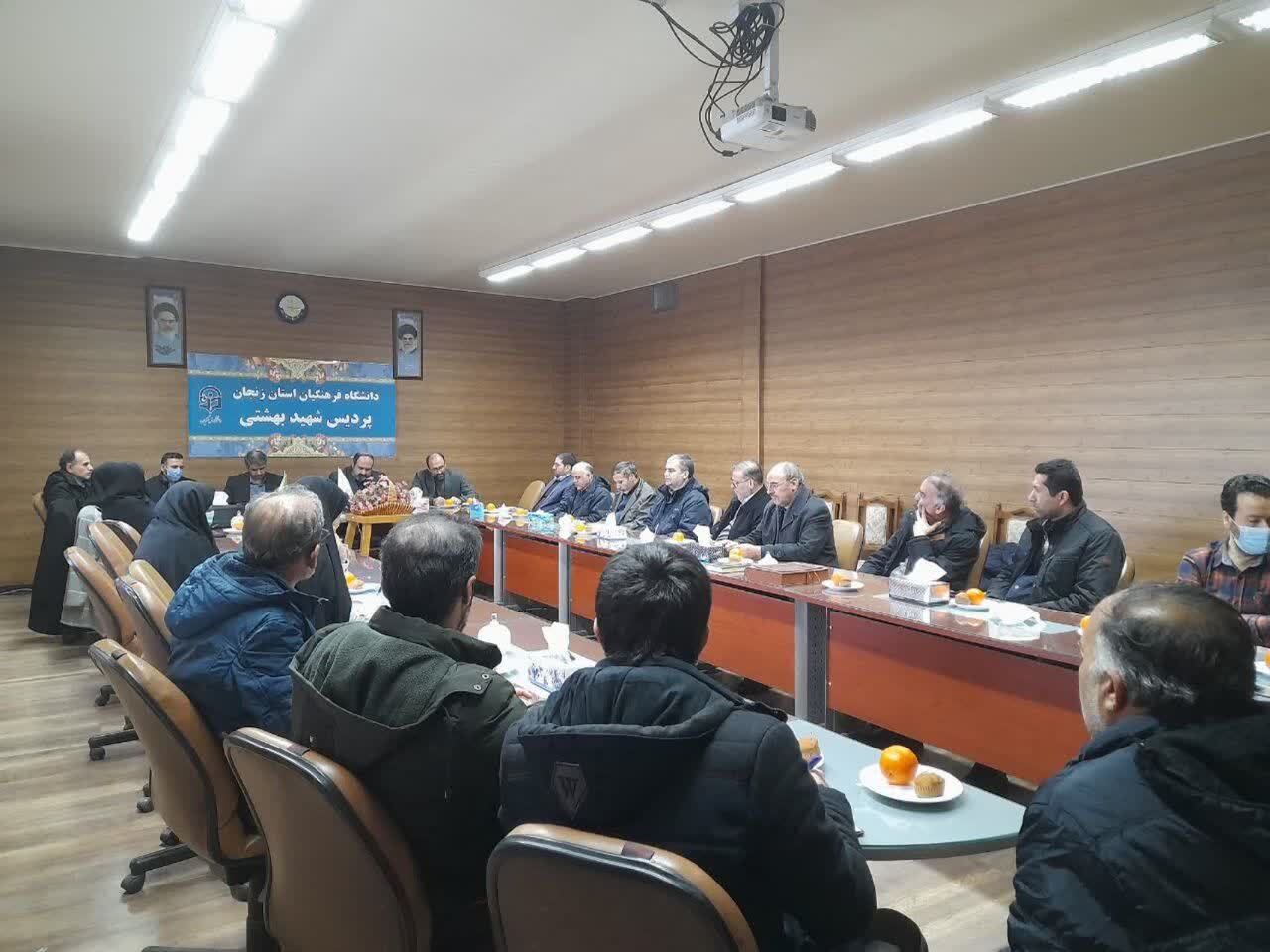 تربیت نسل انقلابی از اهداف بیانیه گام دوم انقلاب است