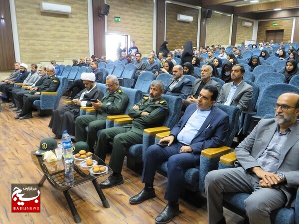 همایش بزرگ جهاد تبیین با حضور سردار دشتی در دلوار همایش بزرگ جهاد تبیین با حضور سردار دشتی در دلوار