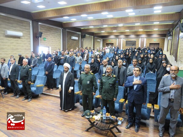 همایش بزرگ جهاد تبیین با حضور سردار دشتی در دلوار همایش بزرگ جهاد تبیین با حضور سردار دشتی در دلوار