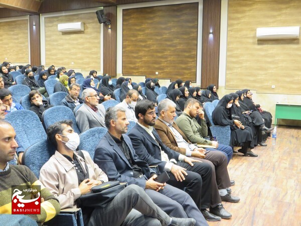 همایش بزرگ جهاد تبیین با حضور سردار دشتی در دلوار همایش بزرگ جهاد تبیین با حضور سردار دشتی در دلوار