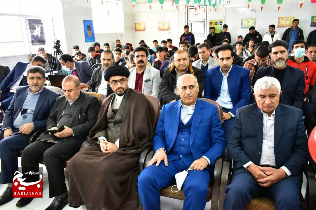 هنرجویان نمونه علمی و اخلاقی هنرستان کشاورزی آیت الله ملک حسینی یاسوج تجلیل شدند هنرجویان نمونه علمی و اخلاقی هنرستان کشاورزی آیت الله ملک حسینی یاسوج تجلیل شدند