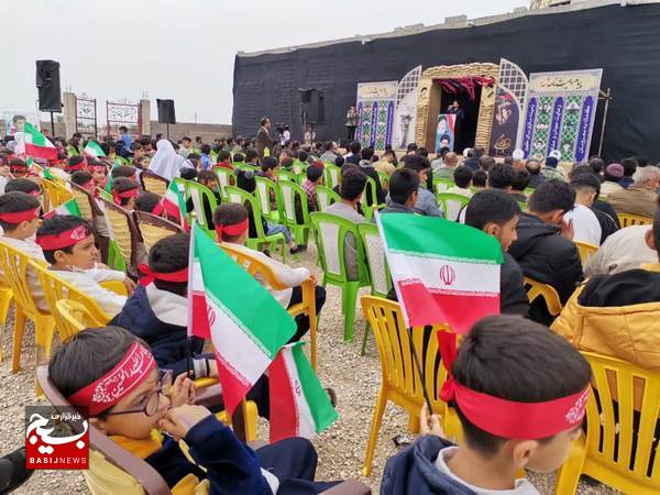 مراسم چهلمین روز خاکسپاری شهید گمنام در بندر عامری مراسم چهلمین روز خاکسپاری شهید گمنام در بندر عامری