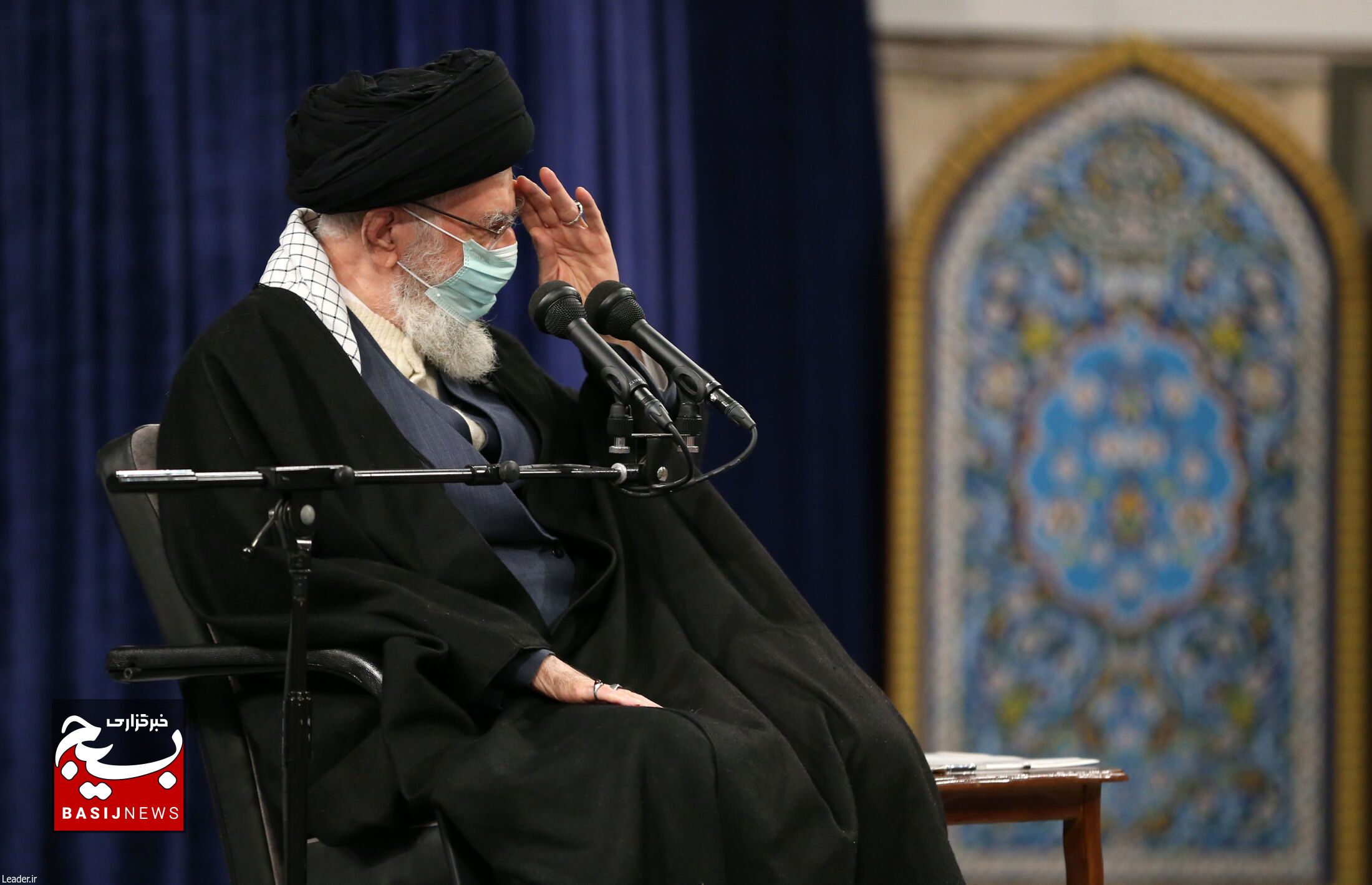 دیدار جمعی از فرماندهان نیروی هوایی و پدافند هوایی ارتش با امام خامنهای(مدظله العالی) دیدار جمعی از فرماندهان نیروی هوایی و پدافند هوایی ارتش با امام خامنهای(مدظله العالی)