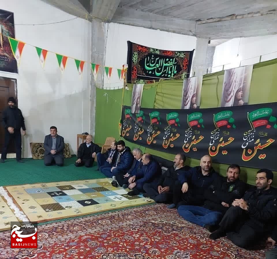 اولین یادواره شهید درخشانفر در روستای جیسا برگزار شد اولین یادواره شهید درخشانفر در روستای جیسا برگزار شد