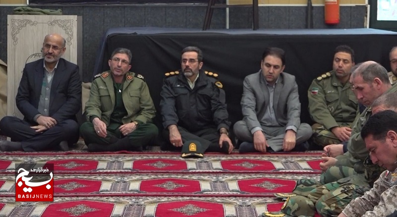 مراسم چهلمین روز تشیع و تدفین شهید گمنام سپاه استان در حسینیه ثارالله برگزار شد مراسم چهلمین روز تشیع و تدفین شهید گمنام سپاه استان در حسینیه ثارالله برگزار شد