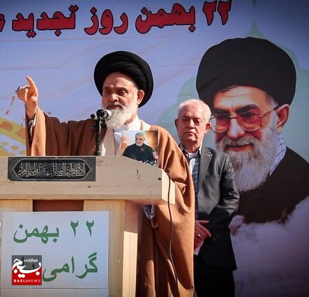 انقلاب اسلامی ریشه در بعثت، غدیر و عاشورا دارد انقلاب اسلامی ریشه در بعثت، غدیر و عاشورا دارد
