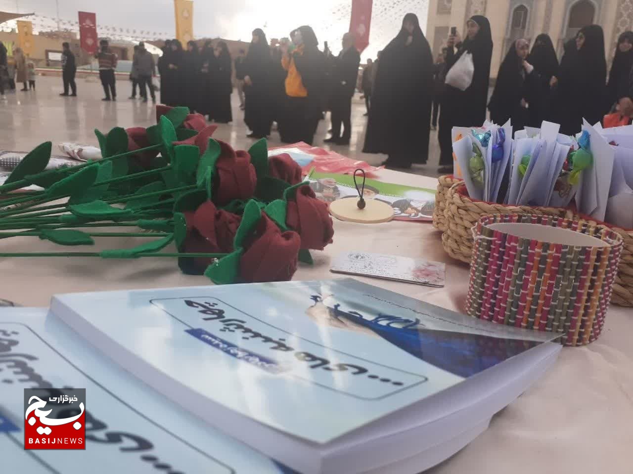 گروه جهادی چهارشنبههای زهرایی قم موکب «دستاوردهای انقلاب» برپا کردند گروه جهادی چهارشنبههای زهرایی قم موکب «دستاوردهای انقلاب» برپا کردند