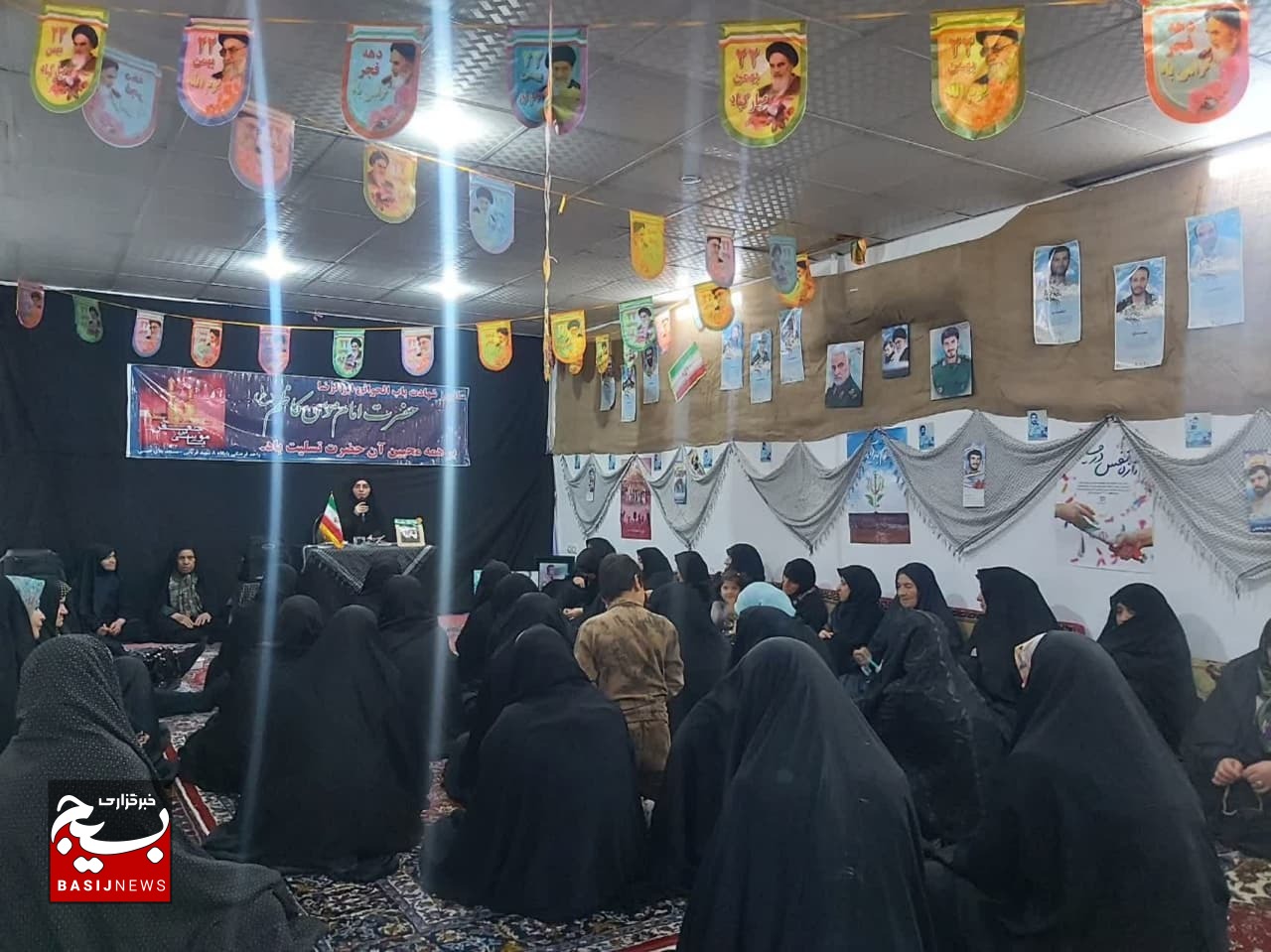 برگزاری نشست بصیرتی پایگاه حضرت مریم با محوریت ازیاد نسل و جمعیت برگزاری نشست بصیرتی پایگاه حضرت مریم با محوریت ازیاد نسل و جمعیت