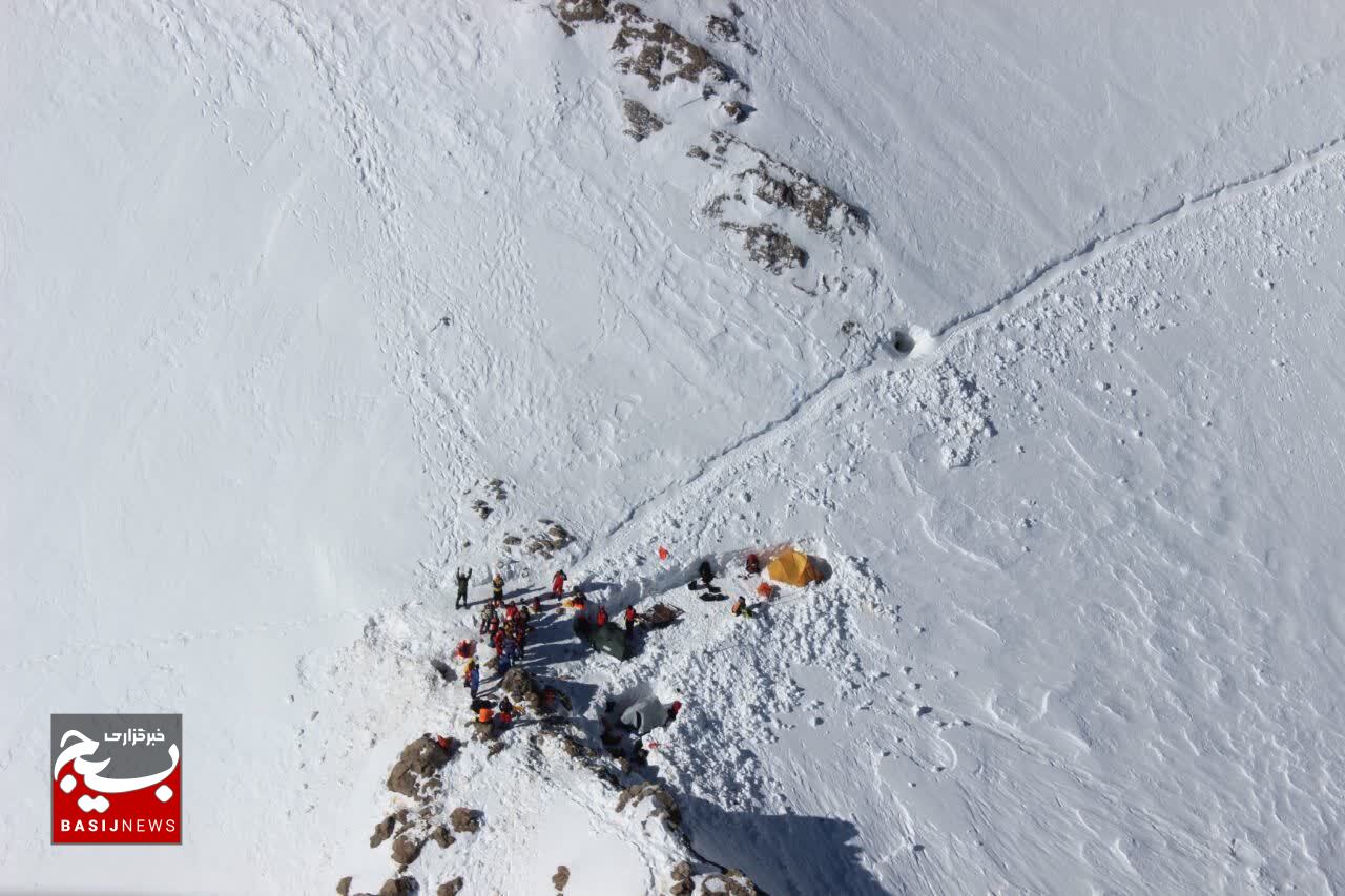 یادی از جانباختگان حادثه سقوط هواپیمای یاسوج _ تهران یادی از جانباختگان حادثه سقوط هواپیمای یاسوج _ تهران