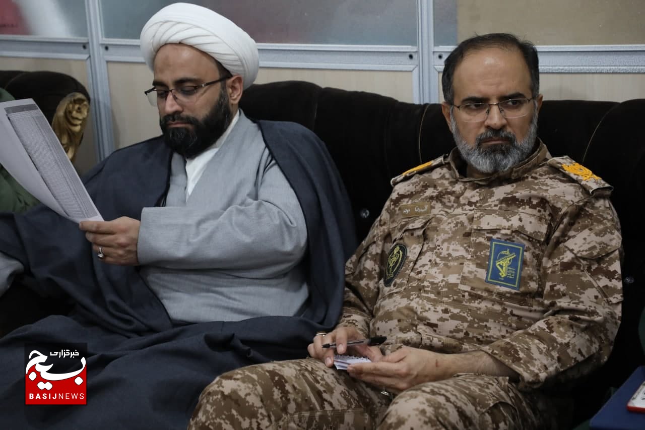بازدید فرمانده سپاه امام علیبنابیطالب(ع) از پایگاه مقاومت شهید ترابی بازدید فرمانده سپاه امام علیبنابیطالب(ع) از پایگاه مقاومت شهید ترابی