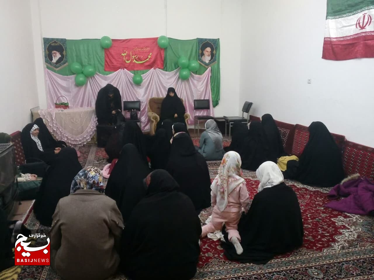 فریبکارانه بودن شعار آزادی زن در غرب فریبکارانه بودن شعار آزادی زن در غرب