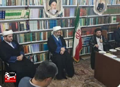 دشمن میخواهد با ترویج بی حجابی حواس مردم را پرت کند دشمن میخواهد با ترویج بی حجابی حواس مردم را پرت کند