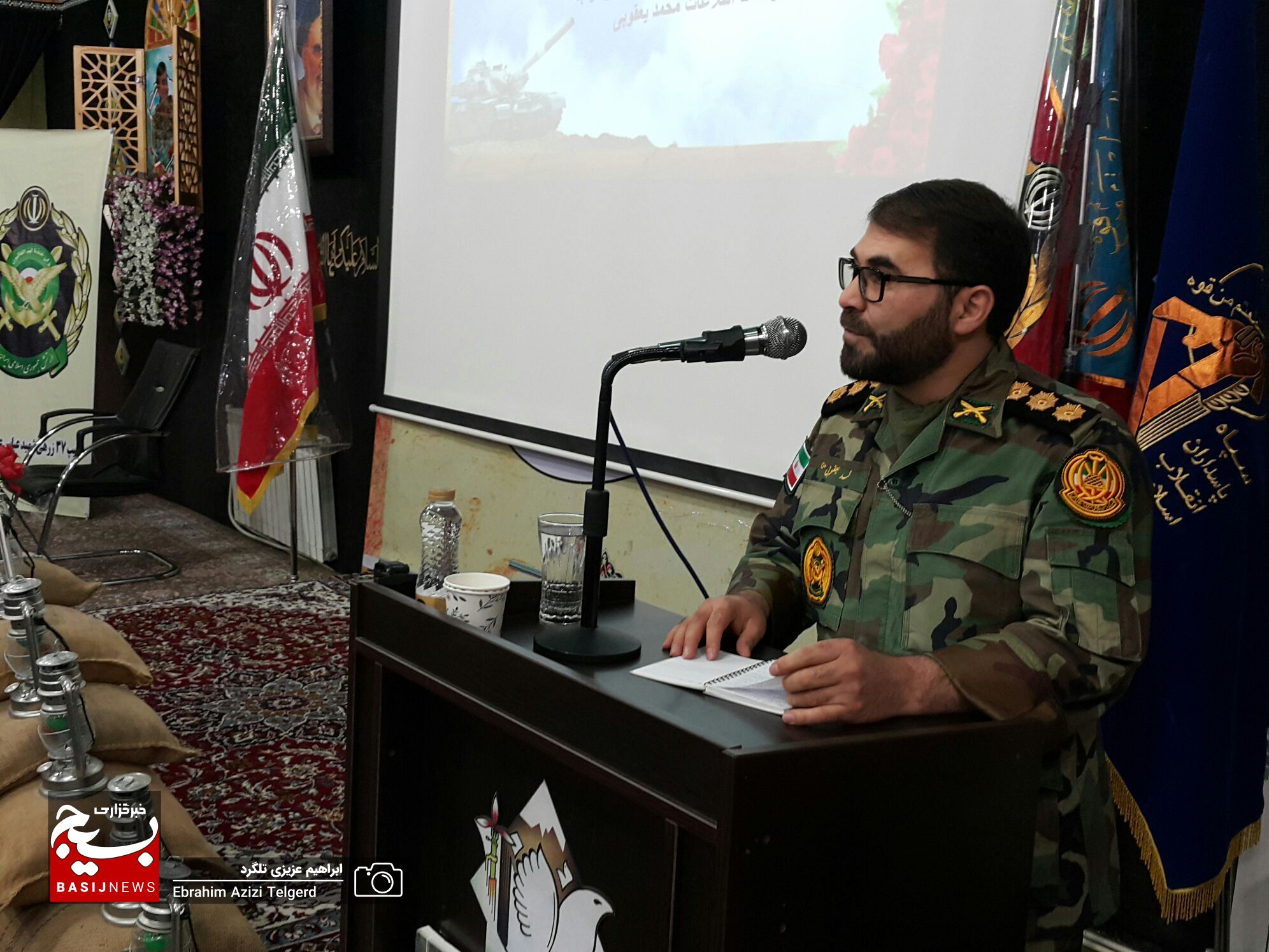 برگزاری همایش تجلیل از خانواده های شهدای ارتش در یاسوج برگزاری همایش تجلیل از خانواده های شهدای ارتش در یاسوج