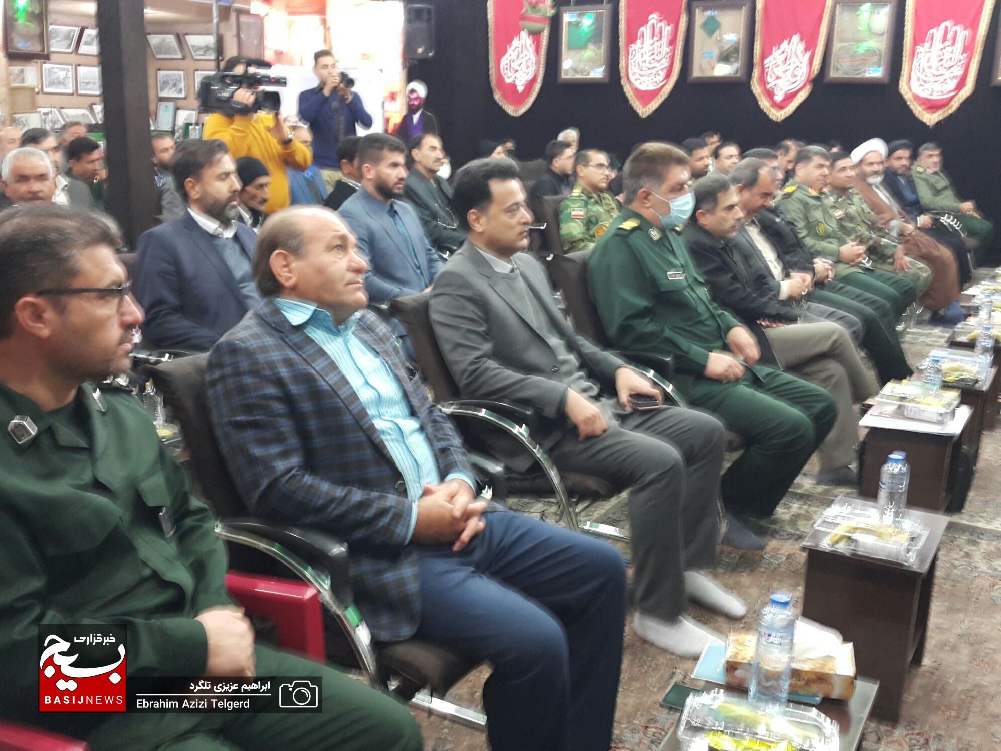 برگزاری همایش تجلیل از خانواده های شهدای ارتش در یاسوج برگزاری همایش تجلیل از خانواده های شهدای ارتش در یاسوج