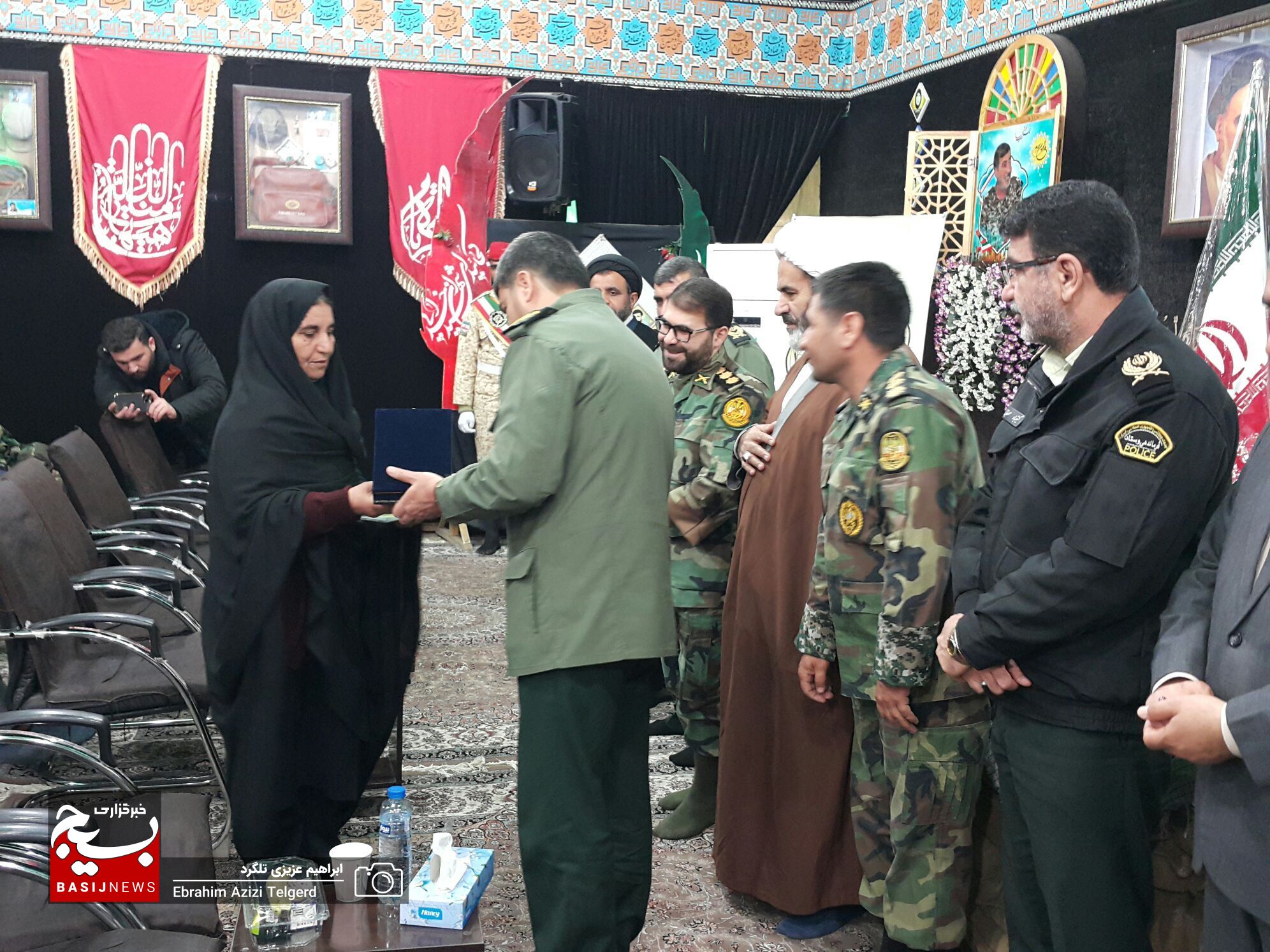 برگزاری همایش تجلیل از خانواده های شهدای ارتش در یاسوج برگزاری همایش تجلیل از خانواده های شهدای ارتش در یاسوج