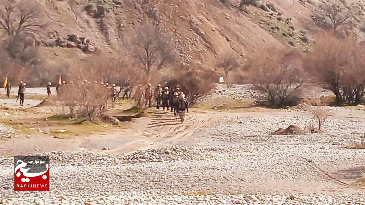 برگزاری رزمایش تمرینات تاکتیکی گردان های امام حسین تیپ ۴۸ فتح در کهگیلویه و بویراحمد برگزاری رزمایش تمرینات تاکتیکی گردان های امام حسین تیپ ۴۸ فتح در کهگیلویه و بویراحمد
