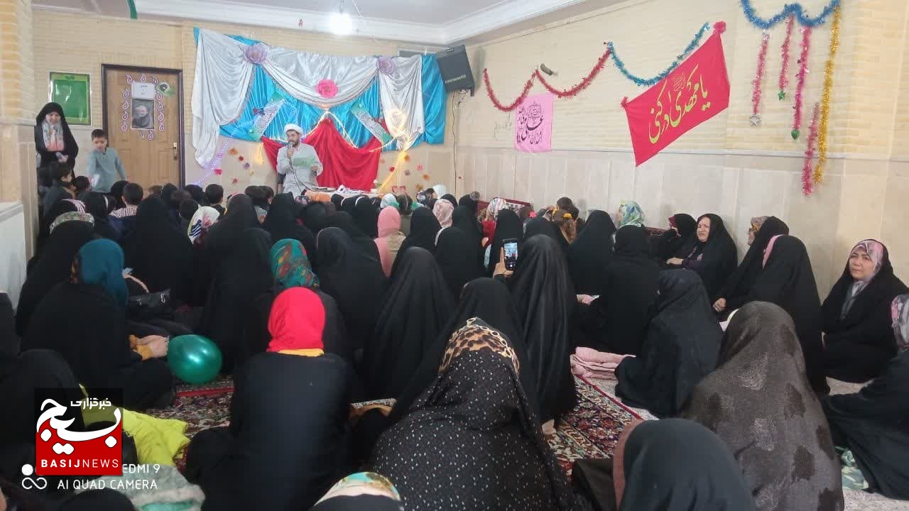 جشن اعیاد شعبانیه با حضور پرشور بسیجیان پایگاه حضرت معصومه(س) قم جشن اعیاد شعبانیه با حضور پرشور بسیجیان پایگاه حضرت معصومه(س) قم
