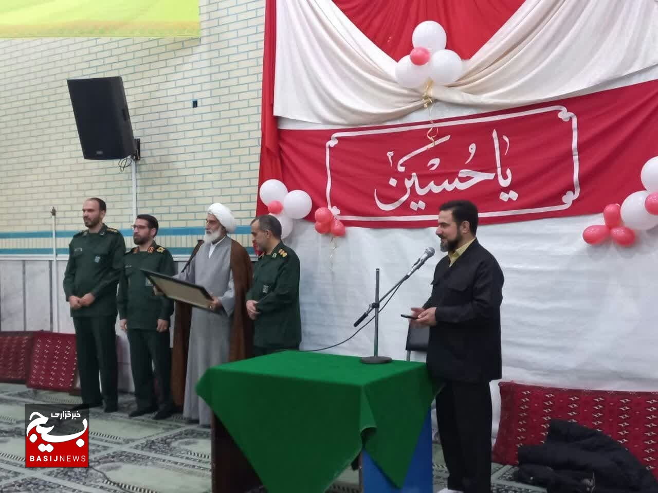 جشن اعیاد شعبانیه و روز پاسدار در شهرک صادقیه قم برگزار شد جشن اعیاد شعبانیه و روز پاسدار در شهرک صادقیه قم برگزار شد