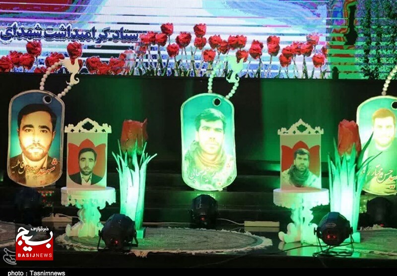۲۵۰۰ یادواره شهدا در مدارس اردبیل برگزار شد ۲۵۰۰ یادواره شهدا در مدارس اردبیل برگزار شد