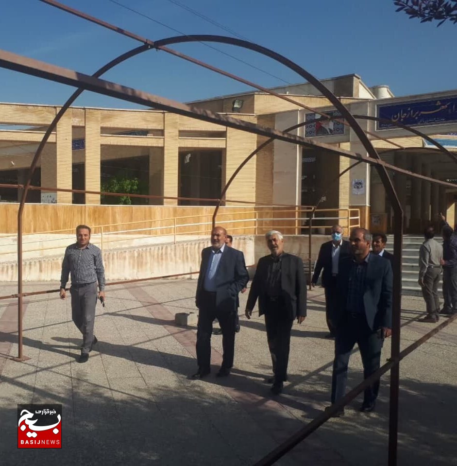 بازدید مدیرکل بنیاد شهید استان بوشهر از روند برگزاری نمایشگاه شهدا در دشتستان
