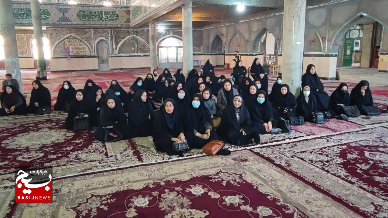 ادای احترام آموزش و پرورش استان به سردار خطه جنوب/ ماجرای دانش آموزانی که به سردار خرم دل قوت قلب دادند