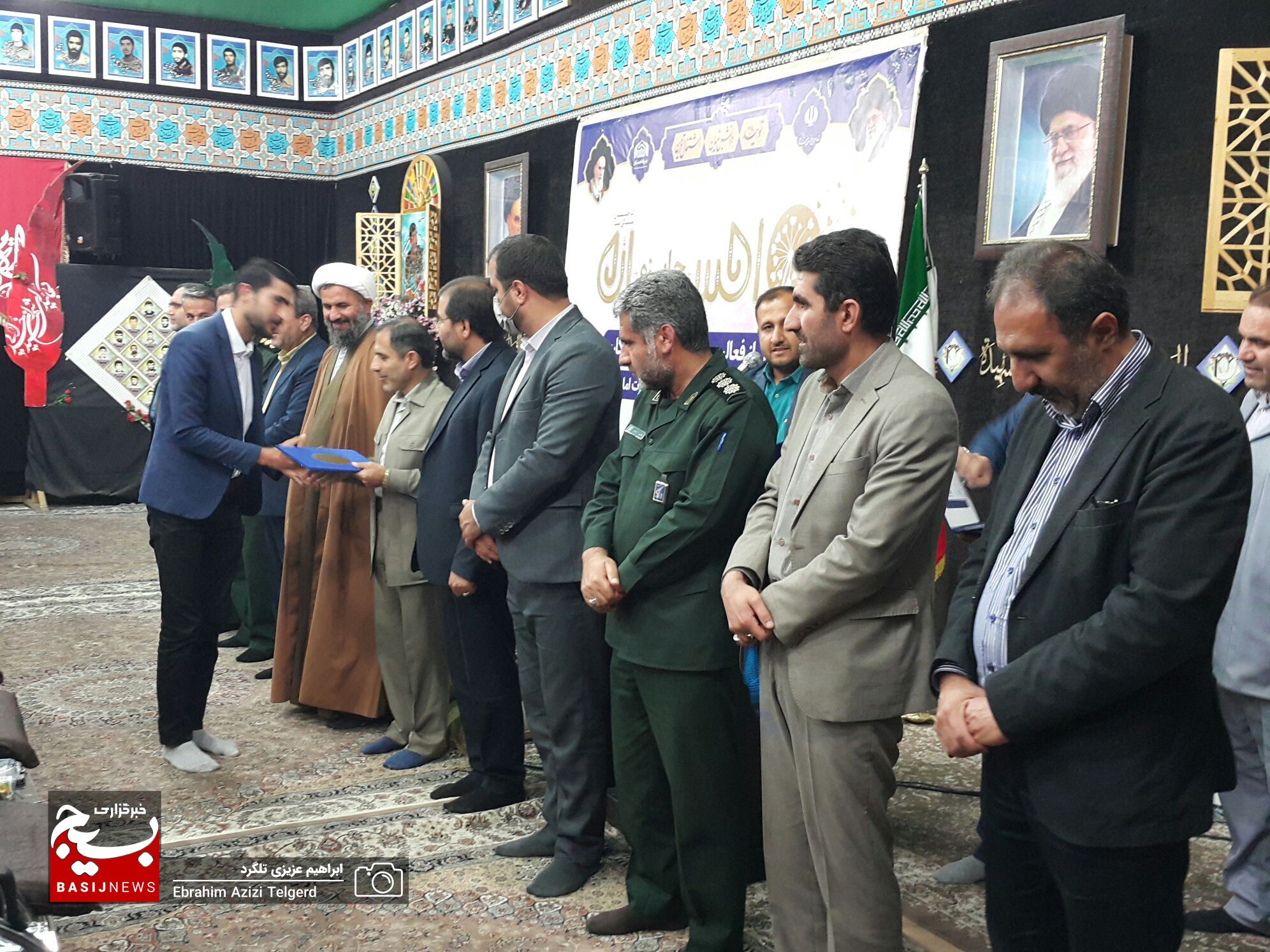 فعالین عرصه احسان و نیکوکاری کهگیلویه و بویراحمد تجلیل شدند فعالین عرصه احسان و نیکوکاری کهگیلویه و بویراحمد تجلیل شدند