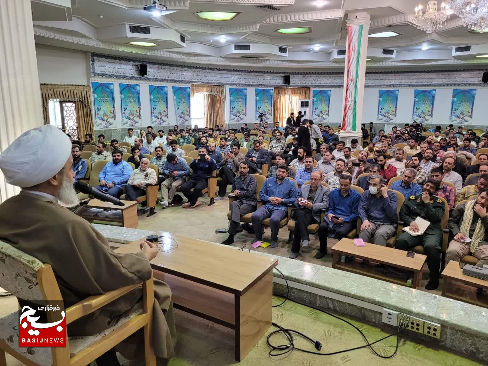 زندگی اجتماعی نیازمند شبکهسازی است زندگی اجتماعی نیازمند شبکهسازی است