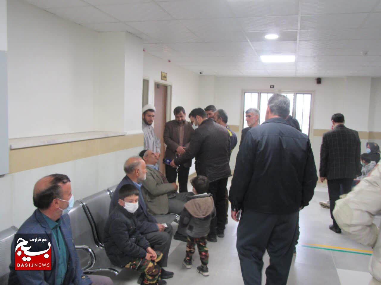 انجام ویزیت رایگان پزشکان جهادی قم در روستاهای محروم شهرستان شازند اراک انجام ویزیت رایگان پزشکان جهادی قم در روستاهای محروم شهرستان شازند اراک